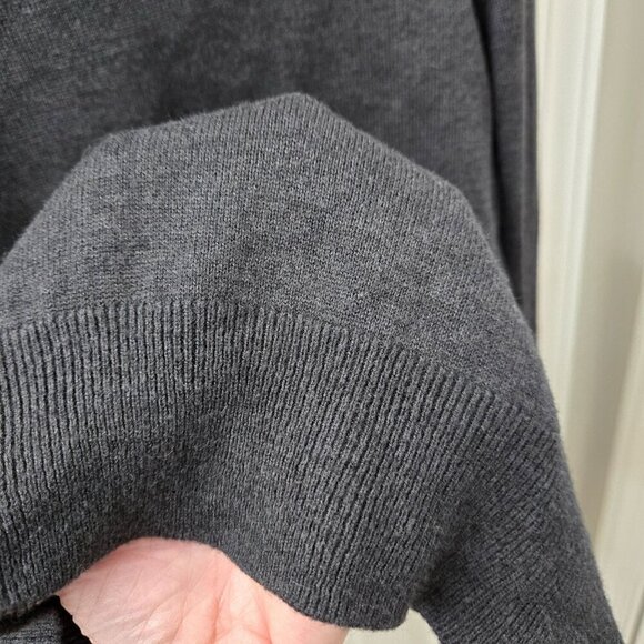 Joan Vass Sweater Womens Large Charcoal gray Toggle Shoulder Detail Soft Cozy - Picture 11 of 14